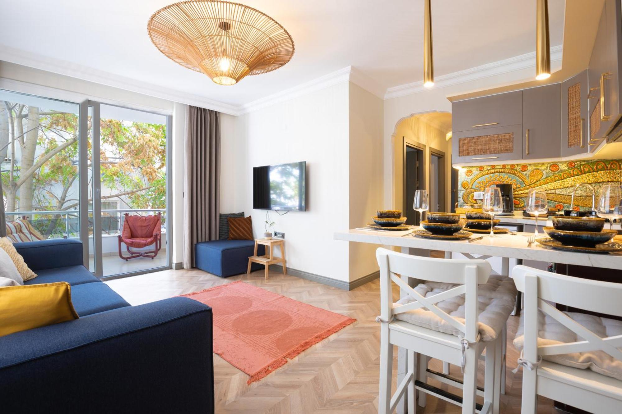 No:6 Luxury Comfort Art House